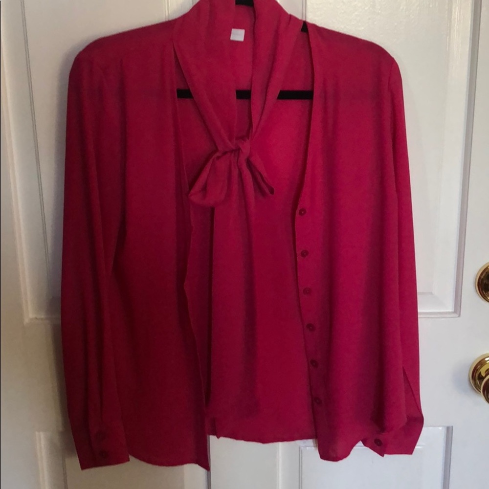 New York & Company button-down tie neck blouse S